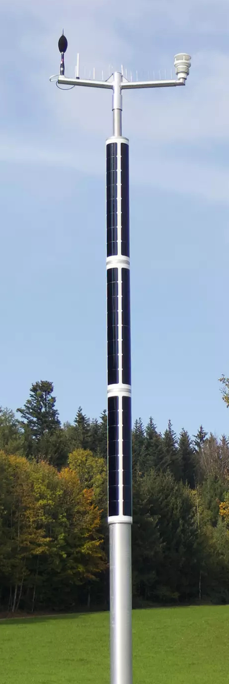 Smart pole a panelli solari | Deschamps